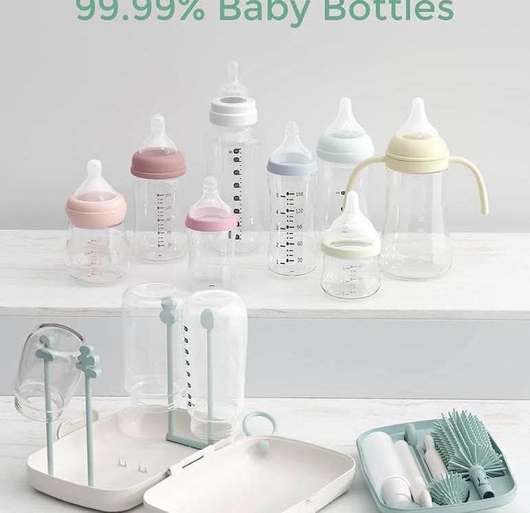 Set de Escurridor de chupones con cepillos Momcozy